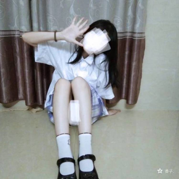 是未知的X-广东省·湛江市·雷州市--身高170
体重98斤
开箱测评  好物分享  接受寄拍  本人中长发
05的 快来找我吧