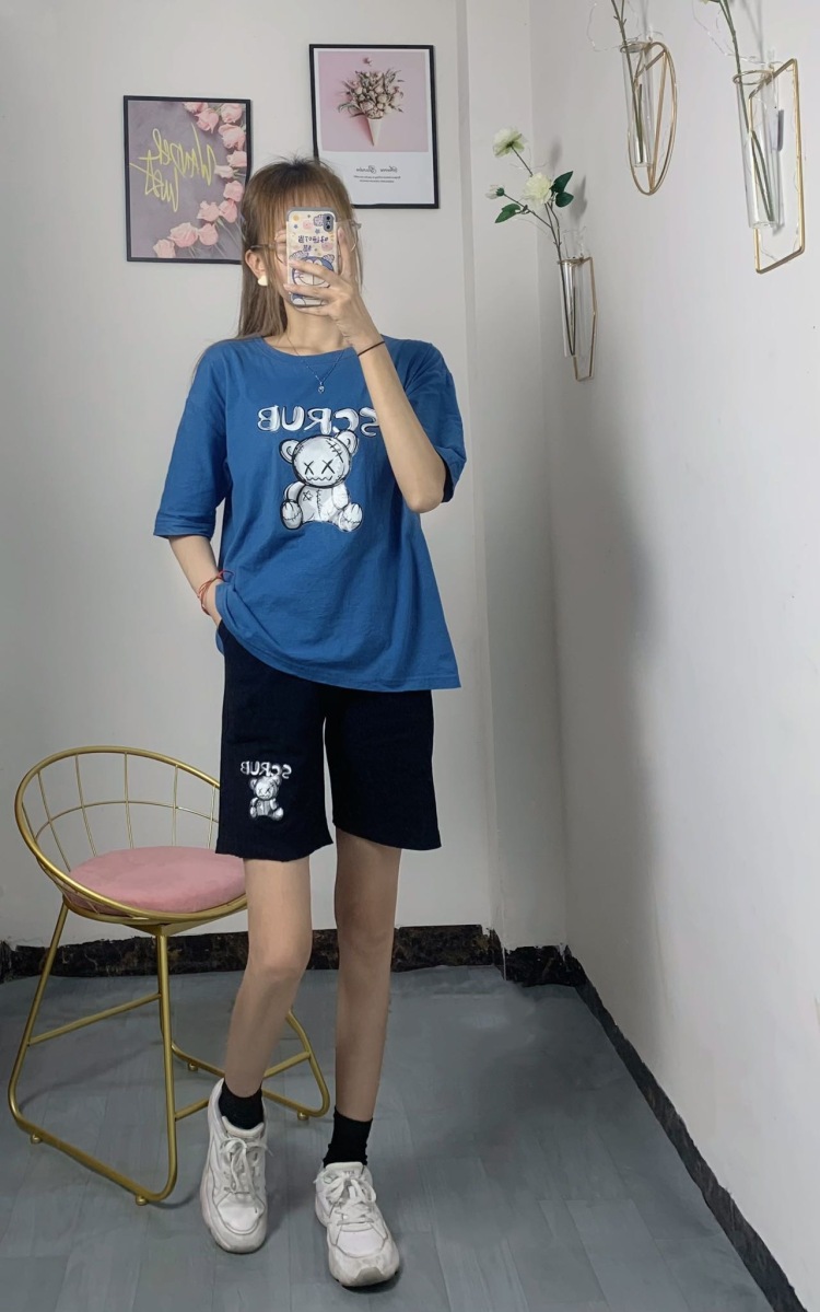 Yan-广东省·佛山市·南海区--素人寄拍 买家秀对镜寄拍 对每一单态度认真负责,可尝试多种风格,不接送拍,谢谢!