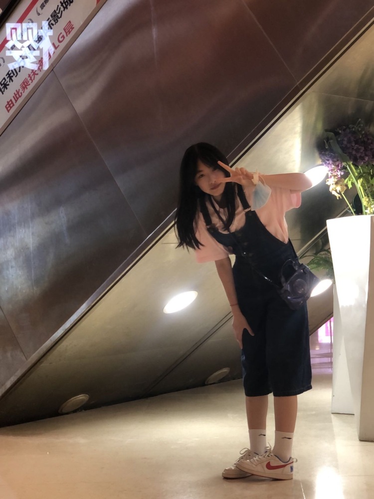 #-重庆市·重庆市·渝北区-快手-现为学生 喜欢游戏 jk Lolita 还有化妆
可种草带货 开箱测评平面模特兼职 校园推广 寄拍(拍到您满意为止 不会有怨言!)
谢谢