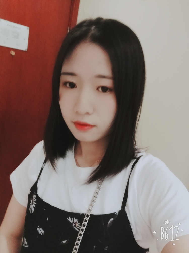 ㎡-吉林省·延边朝鲜族自治州·延吉市-B站-会简单的化妆p图,会跳舞,现在比较胖,如果有大码女装就好了,脸看起来不胖,只拍脸的产品也都可以尝试(尤其假发!!)。