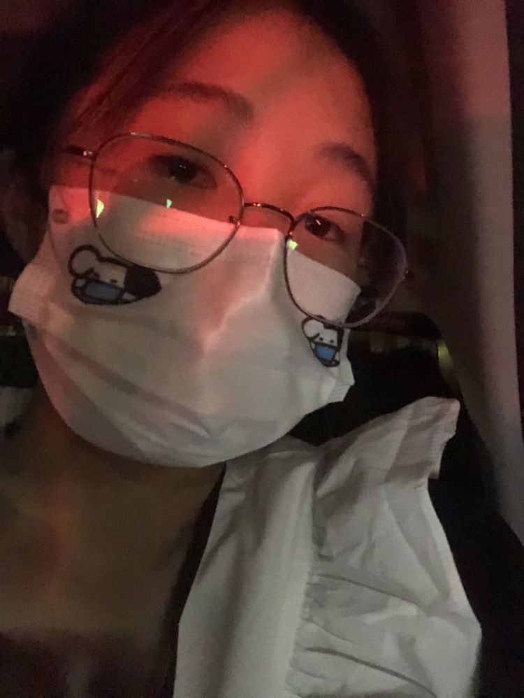心事-浙江省·衢州市·柯城区-抖音 快手-在读高三 学艺术的 会拍摄 个人便嫩妹 想接寄拍 时间偏自由一些 价位在30到100之间 要安全性高些的店家 照片的最后一张是我给我朋友拍的 求店家q我 栓q啦