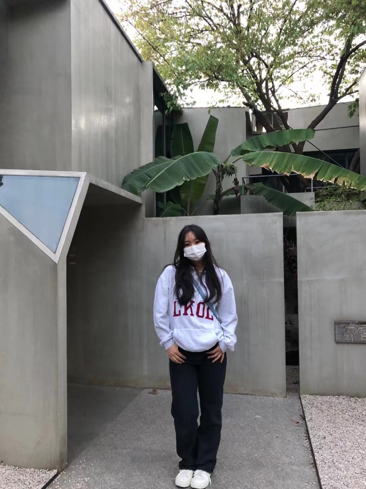 睡着le🐛-云南省·昆明市·五华区-抖音-本人会化妆 会穿搭
经常在社交软件上发布一些自己探店和出去玩的照片
很喜欢穿搭
也会拍照📷
会P图 会调滤镜
对待工作,认真拍照技术不错