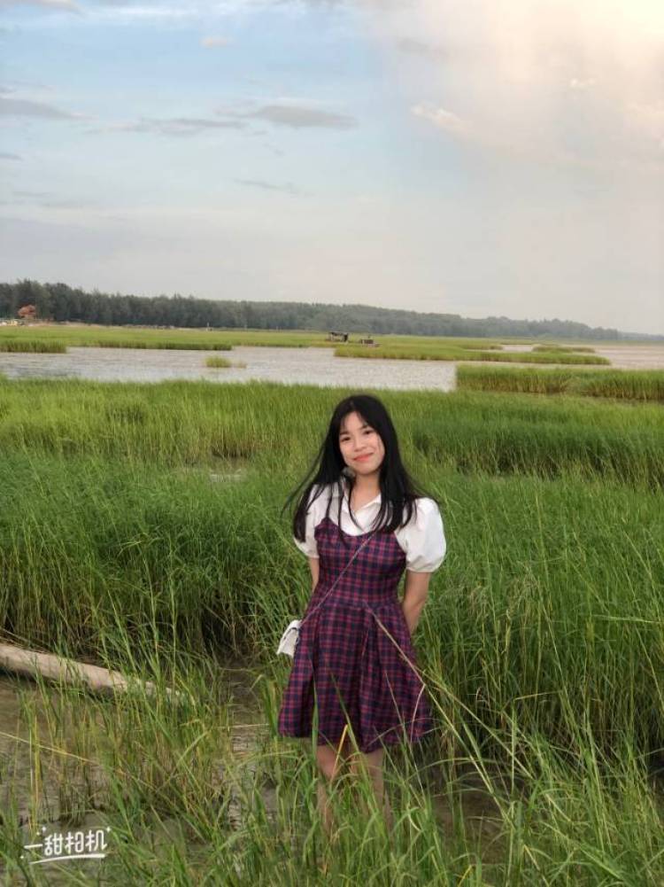 小白、-广西壮族自治区·北海市·合浦县--在校学生 身高164体重47 微胖Girl 会穿搭,会拍照,买家秀、开箱测评、免费使用 在学舞蹈 卖家秀可以找我呀 爽快人!