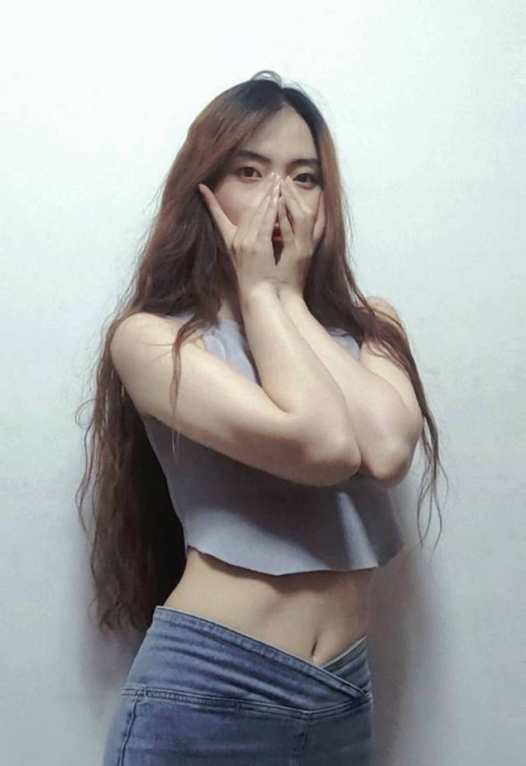 青七不熬夜-河南省·濮阳市·南乐县--身高168 体重51kg(减肥中)寄拍穿搭 开箱测评 (头发已染黑) 接平面模特兼职
