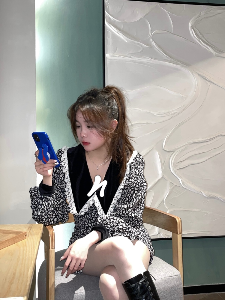 嘉尔叫我要早睡-浙江省·宁波市·镇海区--接寄拍 开箱测评 任何风格都可 衣服鞋子包包首饰美甲帽子等 可长期合作