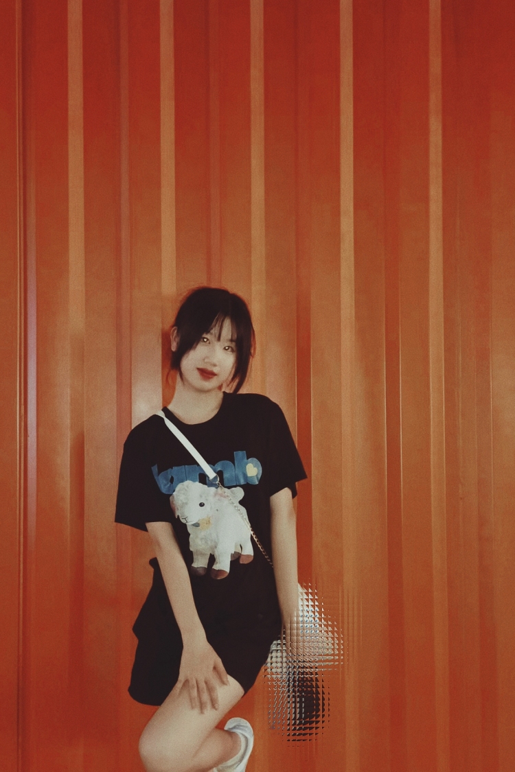 Alanna-山东省·威海市·荣成市-抖音-学舞蹈,166,94斤,身材比例好,平时喜欢拍照,不需要很高的费用,在某音有200多粉丝有成长空间,有意者欢迎~