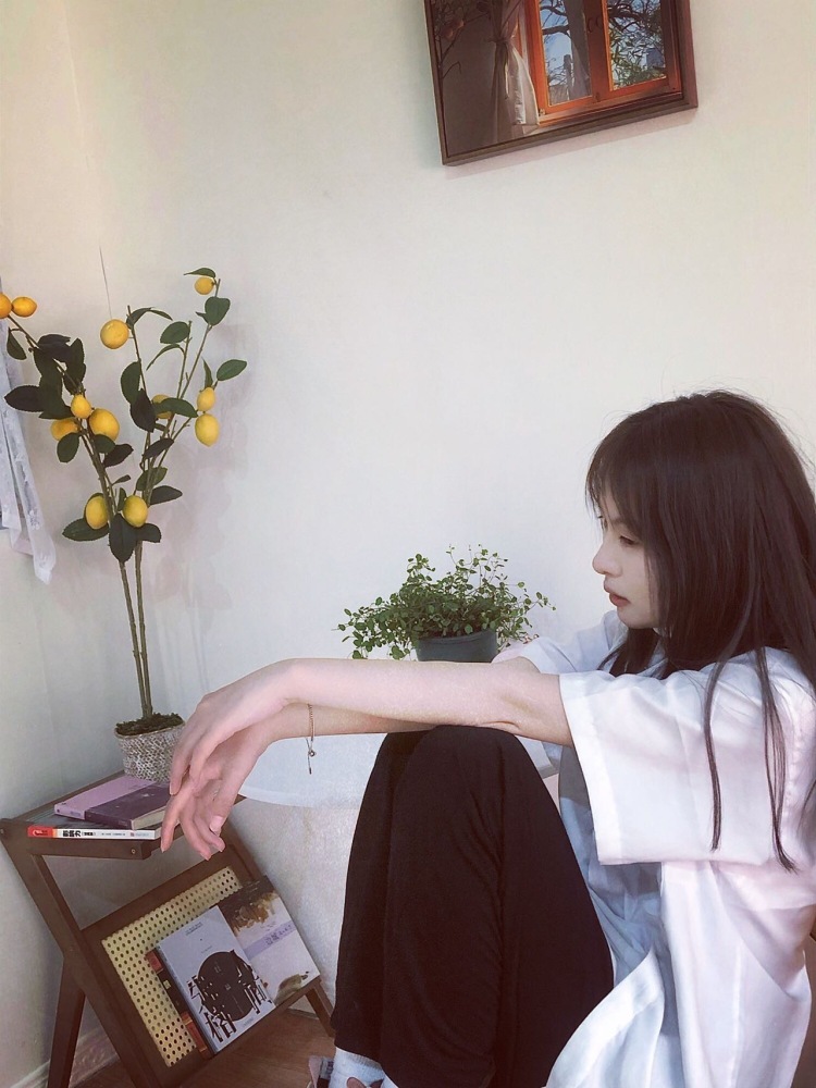 几携.-陕西省·西安市·高陵区-快手-接🍑pdd寄拍 快手app朋友圈等推广 买家秀 可互勉 接衣服裤子鞋子等等 擅长拍照 喜欢穿搭 会修图