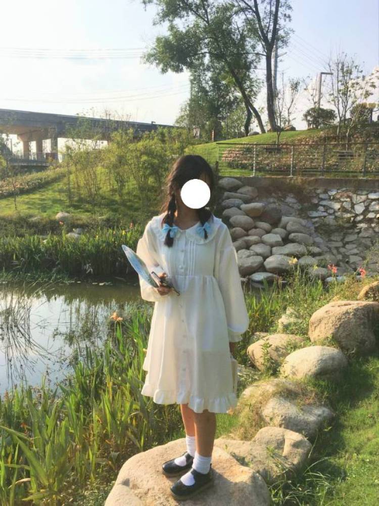 Jay-湖北省·咸宁市·通城县-快手，某红薯-商家您好，我是一名身高158 体重40kg的女学生 可以接单做买家秀 如果对图不满意我可以重拍 脾气好 有责任感
风格:jk 洛丽塔 潮流 软妹 可爱 学生
谢谢！