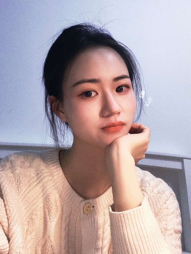 尚可蓝柚子-上海市·上海市·长宁区-抖音 某红薯 知乎-买家秀,平台模特兼职都可接。
本人身高167体重93。目前23岁,本科期间参与了服装表演团队,有一定的T台经验,参与过大大小小的服装表演展示。平时工作之余喜好自拍,收拾自己。对待工作认真,态度严谨。