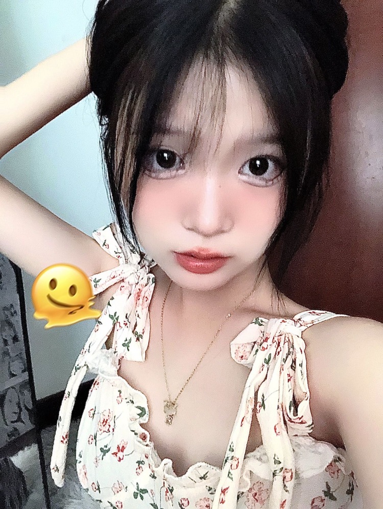 @星宇妹妹-重庆市·重庆市·巴南区--会拍照,需要寄拍或送拍的商家,可以联系我,本人接单,接衣服,装饰品,都可以帮拍,价格可在义