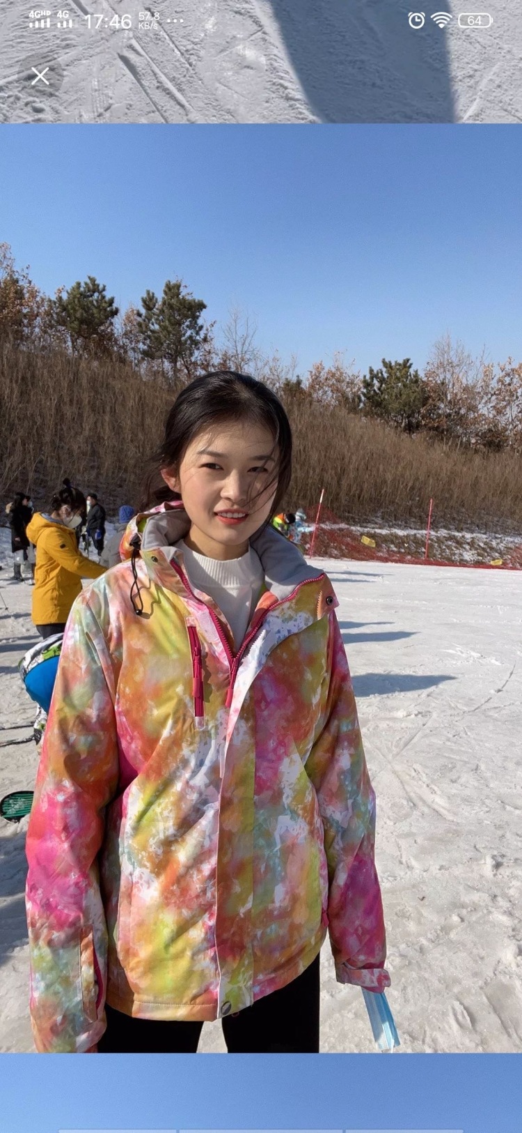 夏天-山东省·济宁市·嘉祥县--摄影爱好者，本人喜欢服装搭配（穿搭），身材不是很完美，但是天生喜欢穿搭衣服，也是在专业之内。也喜欢记录生活，希望你们能看看我！