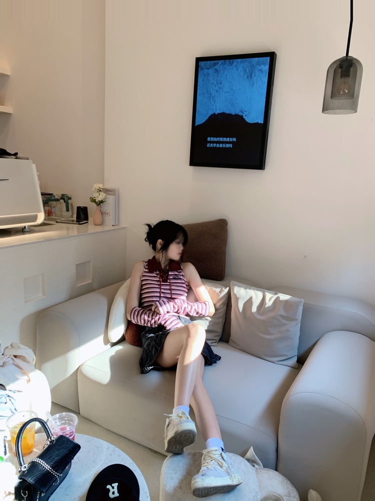 LIKECZC.-广东省·中山市·小榄镇-抖音-可接寄拍送拍探店约拍
165/41
dy千粉可推广👔👖👟