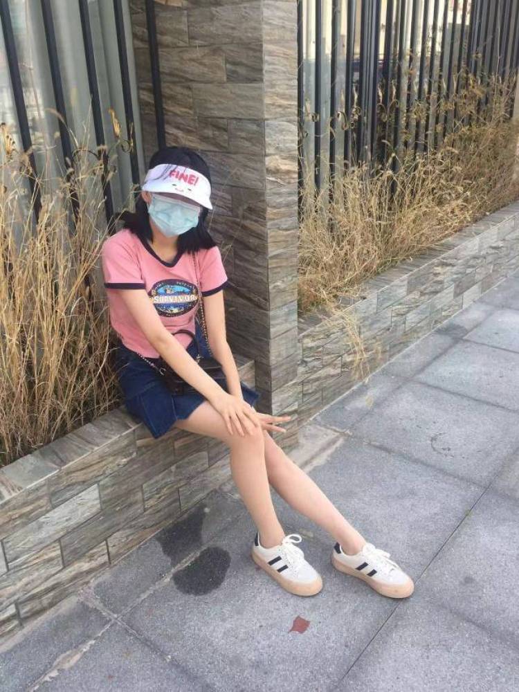 🗻-山东省·潍坊市·诸城市--赠拍寄拍我都可以，衣服，饰品都可以，会拍照会P图，身高162体重85斤