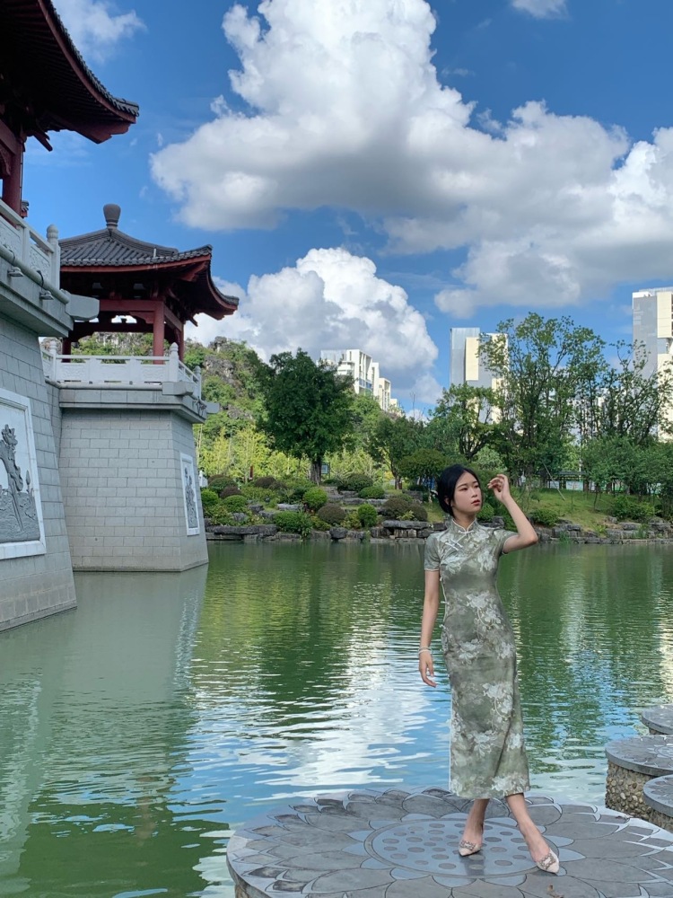 J.🐰-广西壮族自治区·桂林市·临桂区-逛逛,抖音,快手-平时喜欢探店打卡拍照,时间充裕,接探店打卡,淘宝买家秀(一般48-72小时出图)抖音粉丝1000+,逛逛粉丝4500+
身高:166CM
体重:46KG
坐标:广西壮族自治区·桂林市·临桂区
#桂林市