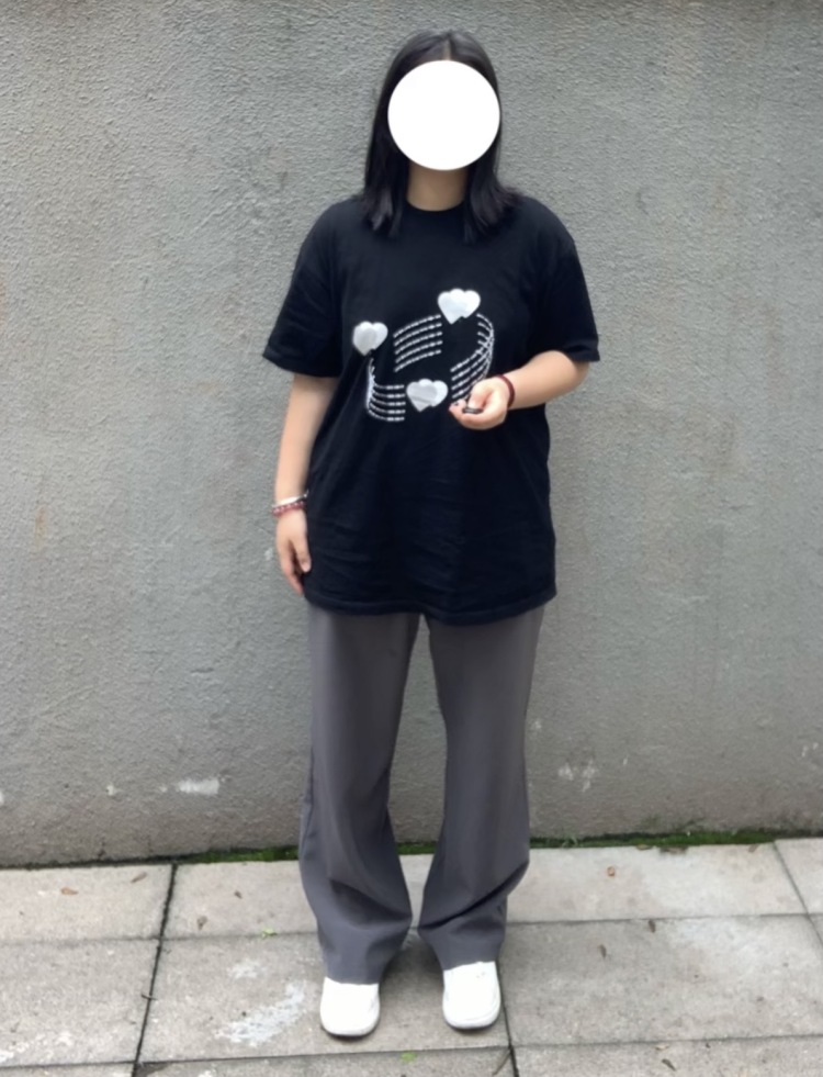 Sakyamuniii-江西省·鹰潭市·余江区-某红薯/快手-身高163体重130
嘎嘎会拍照📷,出图贼快,绝对保证质量哦😉,没啥大要求,主要接服饰类的,人美价廉,真心实惠😘😘🥰🥰
主要活动于快手和某红薯