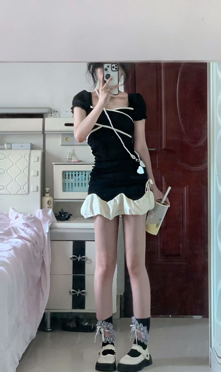 哒哒-安徽省·阜阳市·太和县--女 160cm 42kg 鞋码36 在校大学生空闲时间多 会拍照会图
审美能力在线 会找光线 角度 背景 脑洞很大 交片很快 可以尝
审美能力强 化妆技术高 会拍照 p图技术好出图快
试各种风格 质