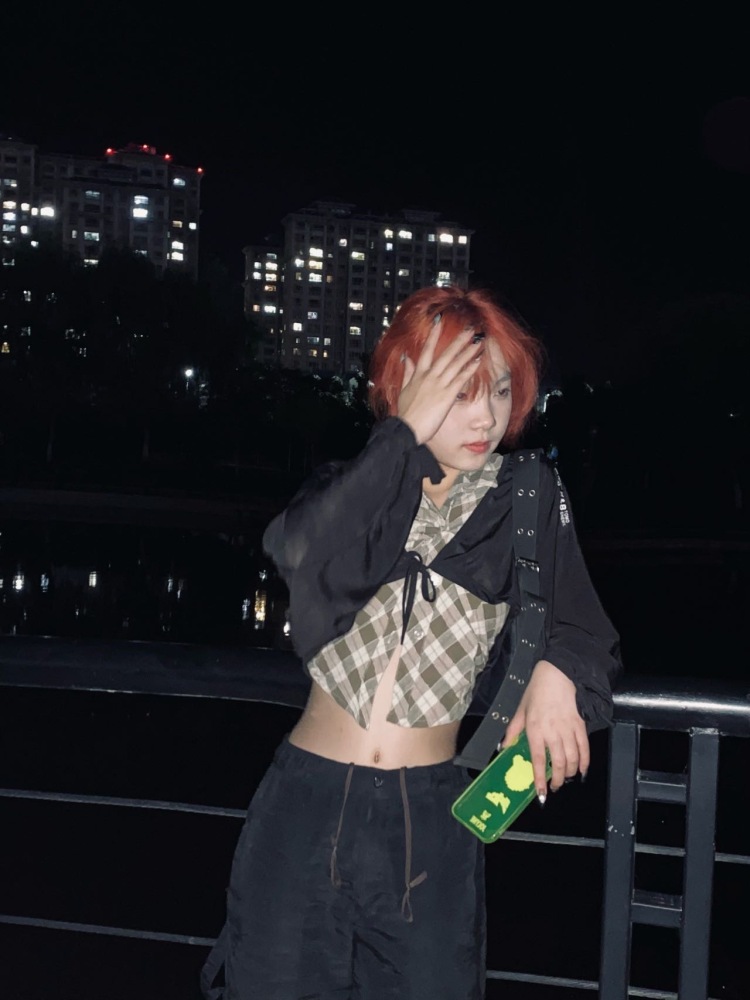 漫海.-甘肃省·金昌市·金川区--接寄拍 送拍 具体内容可以商议 会拍照懂一些修图 有意者可以联系我