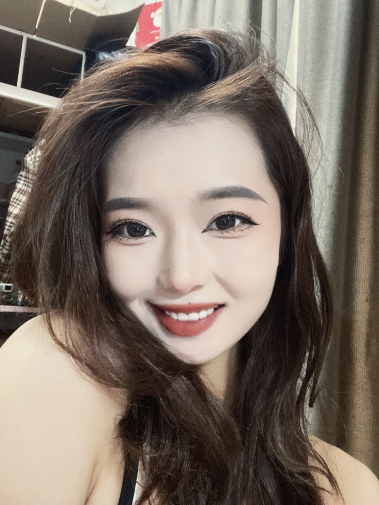 Cik--江苏省·常州市·金坛区-抖音 糯卡巴卡 欢迎大家来了解-性格开朗 喜欢拍照 大家感觉我OK的 欢迎来打扰哦 不接 不该接的单 我相信大家都懂的 给我来点正规点的 谢谢