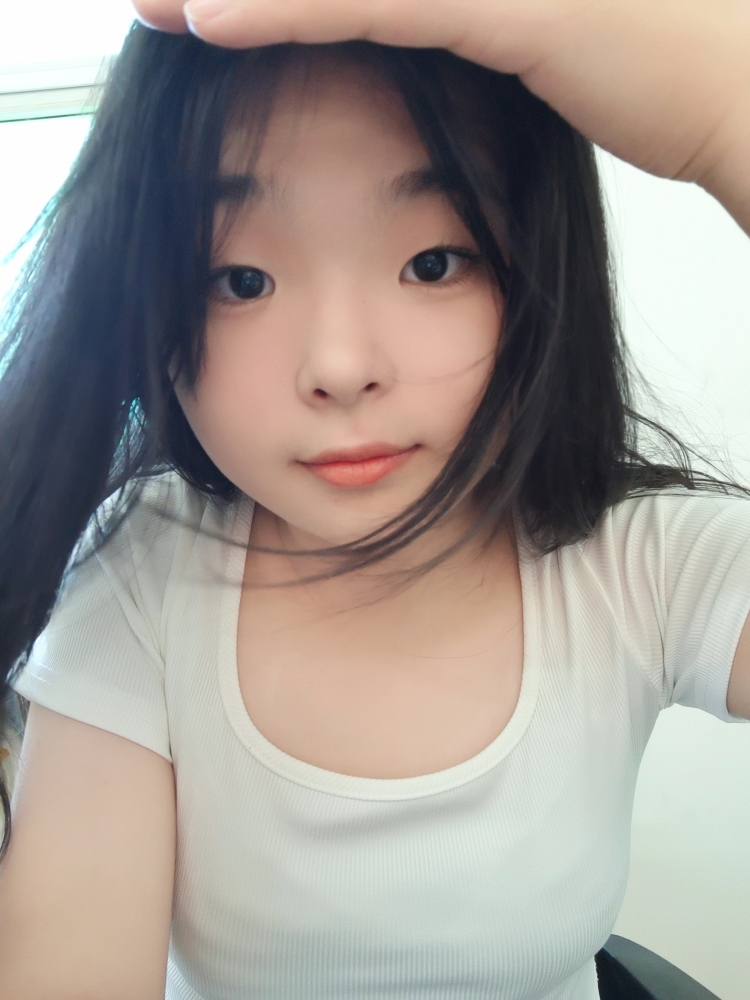 也好想你.-河南省·信阳市·浉河区-抖音 快手 某薯-接买家秀 可以校园推广 身高158 体重95 会p图 抖音快手某薯粉丝200 可以长期合作