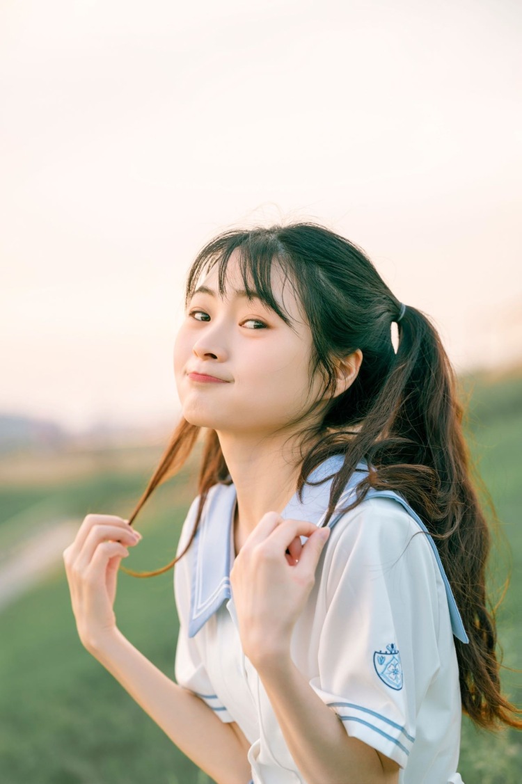 只只Betsyꦿ-四川省·成都市·青羊区--喜欢拍照,喜欢穿搭,接买家秀,接寄拍,平面模特。期待与你的合作。