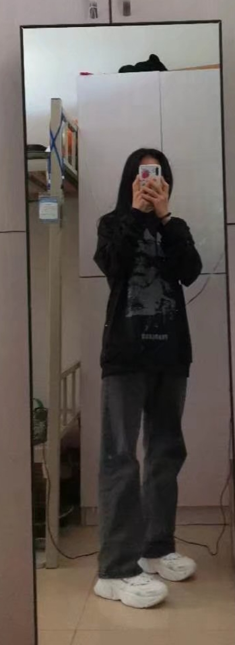 iQ-广西壮族自治区·南宁市·良庆区--我主要是想做寄拍
也喜欢拍照
拍衣服首饰啊什么都可以
风格不固定