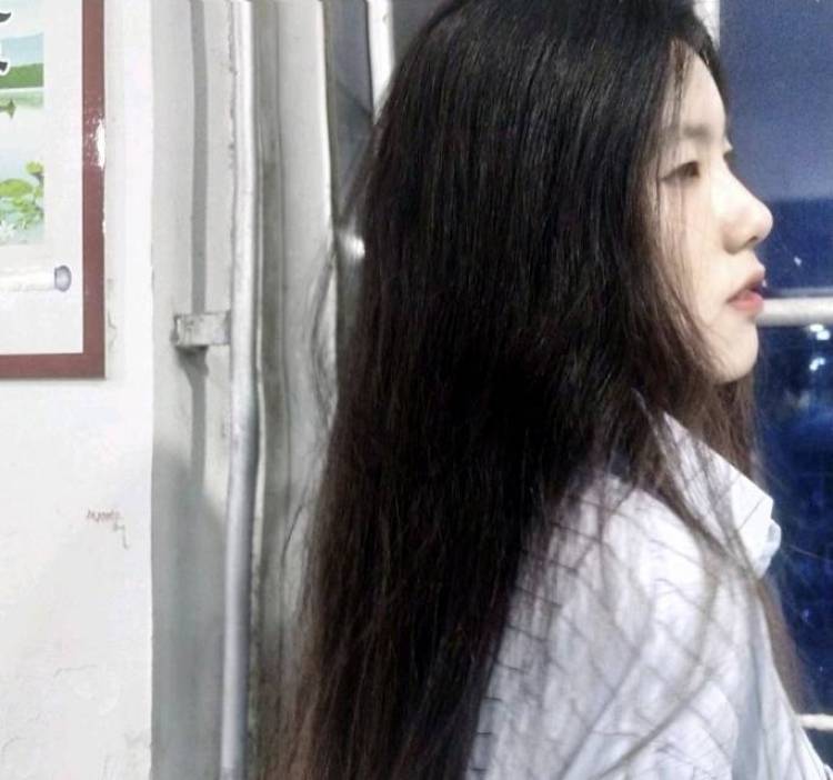 我是美羊羊-湖南省·常德市·澧县-快手-喜欢拍照，想尝试一下寄拍，送拍之类的工作，风格多变，身高163cm，体重50kg，素人多多关照