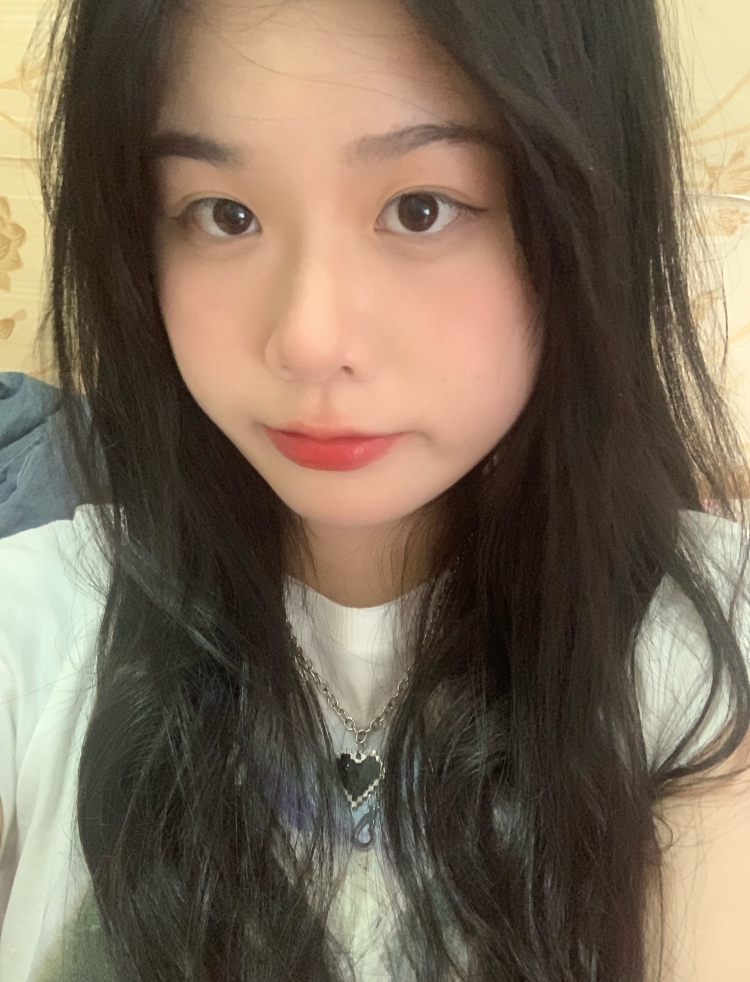 yoloㅤ-湖南省·长沙市·开福区-快手 抖音 某红薯-净身高169，体重65kg可能有点偏胖，但是我会P图，想接寄拍自己在家拍，