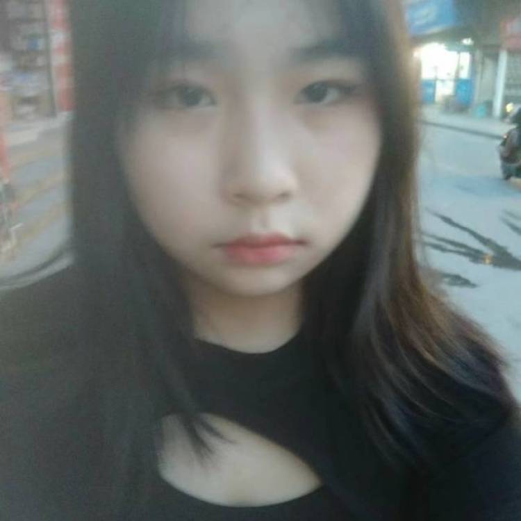 Miss芹-四川省·自贡市·荣县--我接单的主要范围是:买家秀,种草带货
如果有意愿的商家请联系我 谢谢