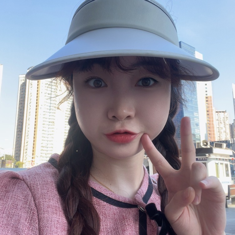 是高高吖-重庆市·重庆市·沙坪坝区--想做一下寄拍模特,试试水,觉得我可以的可以私信我沟通一下,谢谢🥰🥰🥰