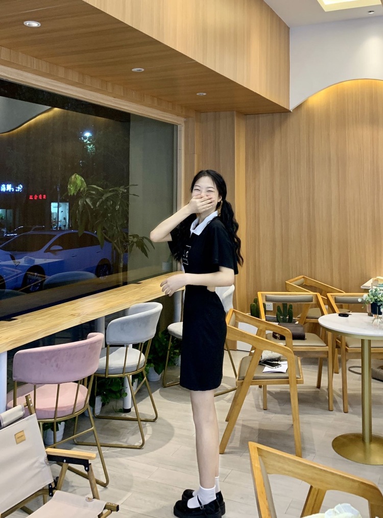 语-重庆市·县·丰都县-快手,某红薯-舞蹈博主,经常外拍全身照,可以更好展现衣服,能接就用最好的技术来拍