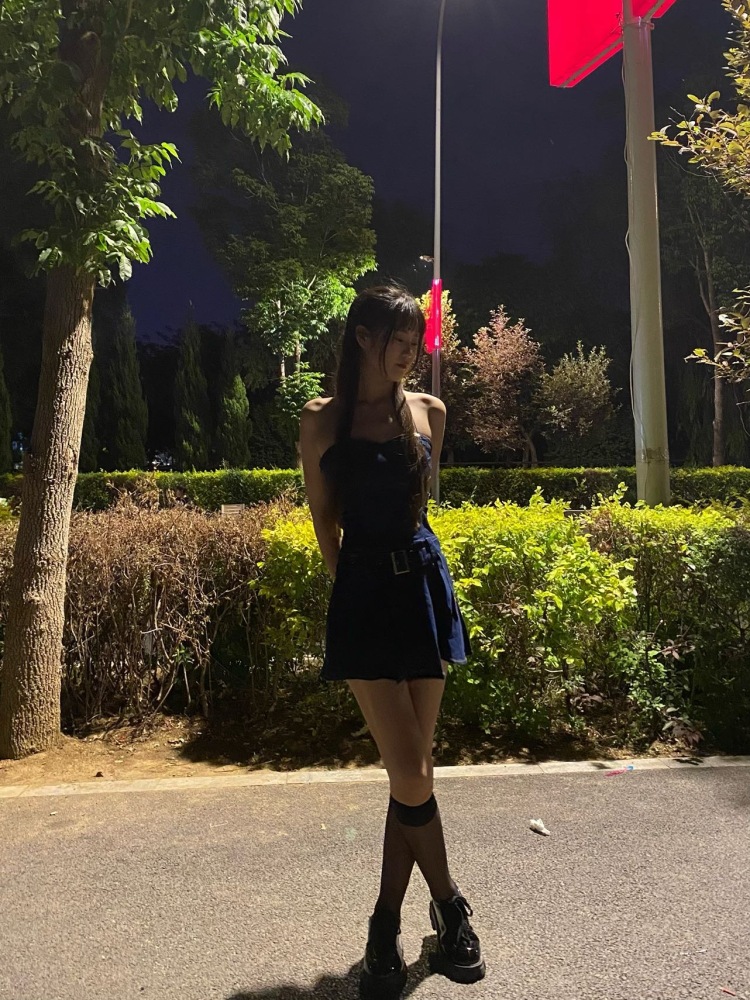 X.-辽宁省·沈阳市·和平区--大家好!
身高168体重100
各种风格都可以
可以接衣服 鞋 包 饰品 等等都可
寄拍 送拍都可
出图快 会修图 会剪辑 会美妆 性格好
欢迎商家合作哟