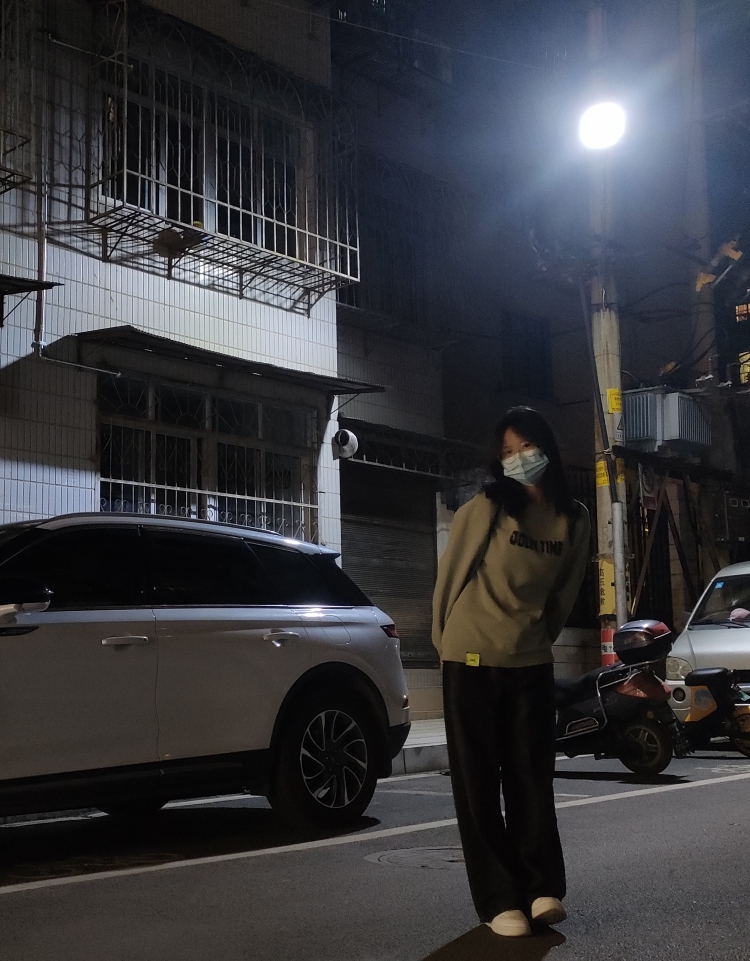 ε-云南省·昆明市·石林彝族自治县-抖音,某红薯-喜欢拍照,现在是新人但是会很努力的去完成单子,不矫情,价格和可以在谈