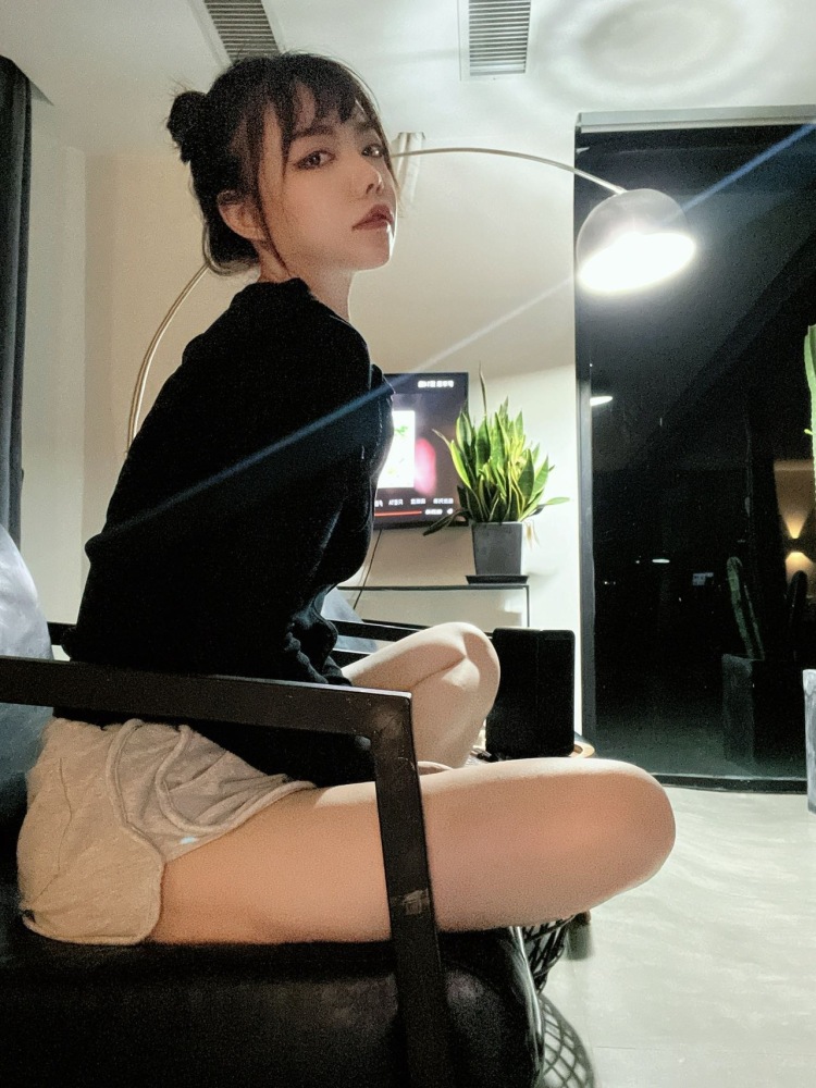 高某-云南省·昆明市·五华区-抖音-身高174,体重60kg,意向寄拍,各种风格皆可,其他的话时间允许可商议。