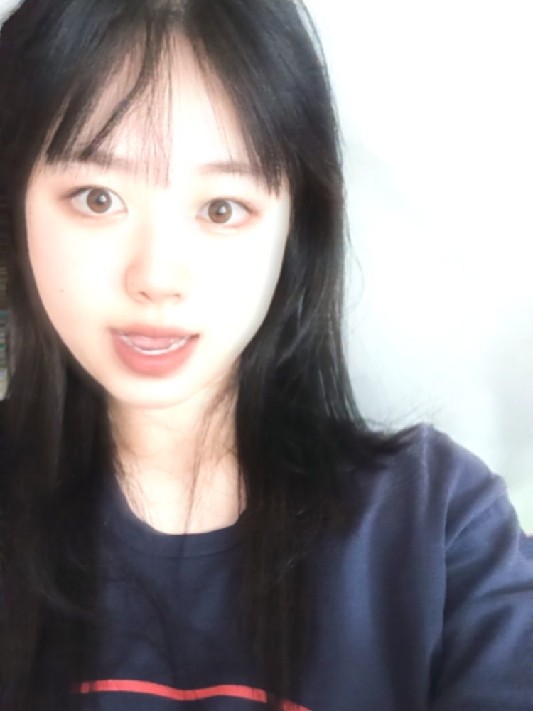 暴龙战神🦖-江苏省·无锡市·新吴区-快手:捕瑜达人-接寄拍 爱穿搭 合作私
身高162体重50kg
风格多变 会p图