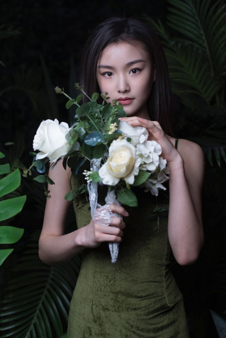 星月-北京市·北京市·海淀区--偏向于模特类,衣服类,照片种草能力强,镜头感好,接寄拍,素人推广