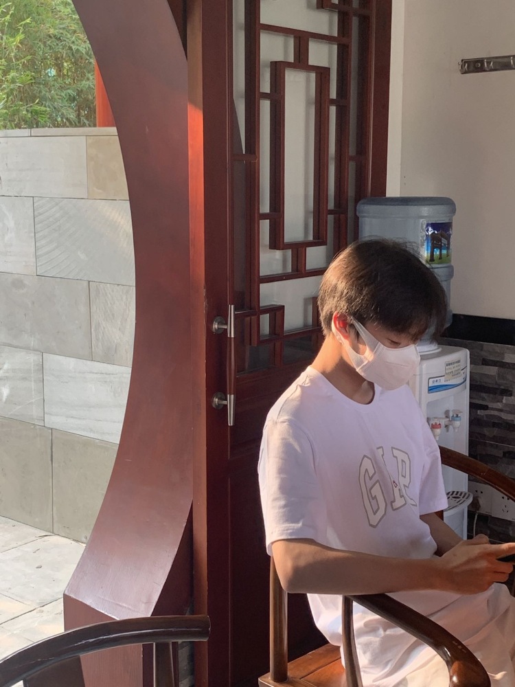 CH-四川省·资阳市·乐至县-抖音/快手-180 53kg
服装上身效果好 很出片
爱拍照 会修图 有服装需要拍照的可以找我
抖音 快手浏览量普遍1w