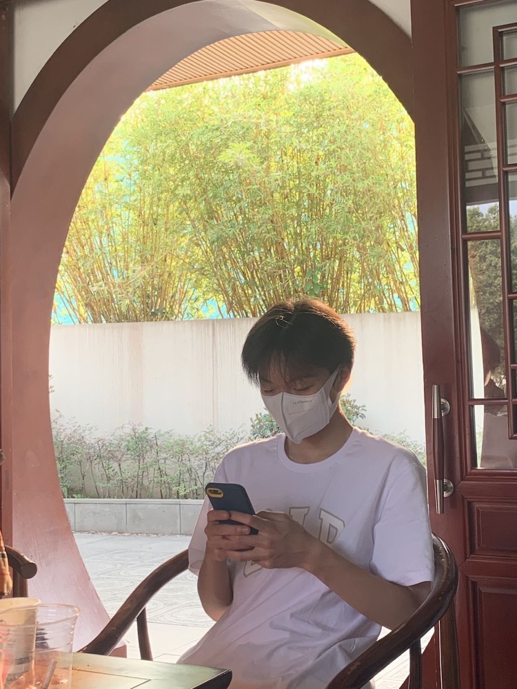 CH-四川省·资阳市·乐至县-抖音/快手-180 53kg
服装上身效果好 很出片
爱拍照  会修图 有服装需要拍照的可以找我
抖音 快手浏览量普遍1w