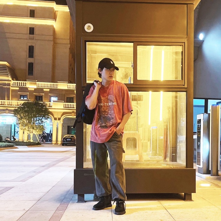 卡布达-浙江省·湖州市·德清县-抖音-接买家秀，寄拍。自己有相机。身高体重175，60。脾气非常好，基本没脾气。接受重拍。