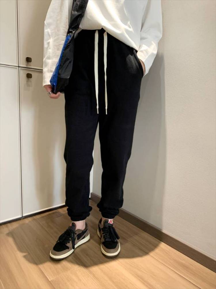 小陈小陈,昏昏沉沉-广东省·惠州市·博罗县--擅长买家秀 开箱测评
服装主要休闲 韩系 日系风
会p图,擅长调质感!整体很有高级感!