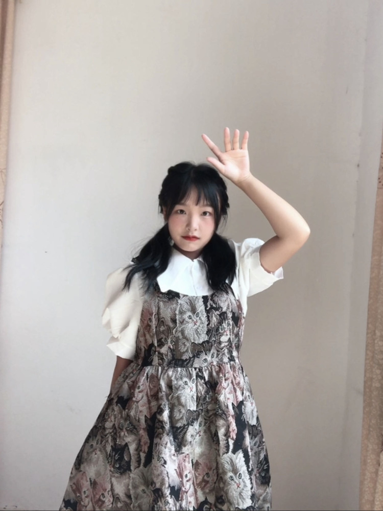 任海萍-广西壮族自治区·贺州市·富川瑶族自治县-抖音-会跳舞，身高158厘米，体重96斤，苹果型身材
，可接寄拍，送拍，买家秀等，风格不限
（服装太过暴漏不接）