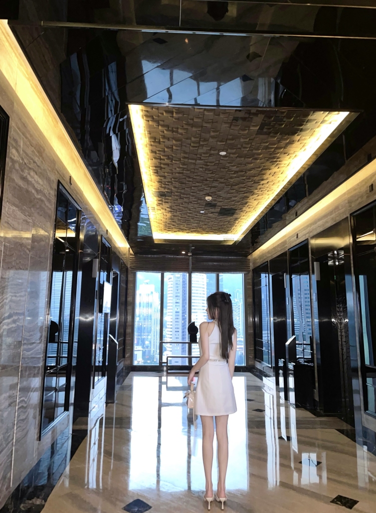 Poppy-江苏省·苏州市·吴中区-*** 抖音 微博-身高160 体重90 会穿搭 96年女生一枚
目前居住苏州
接探店 寄拍：衣服 饰品 包包 鞋子 美瞳等
出片快 有拍摄短视频经验
希望找到一拍即合的商家合作