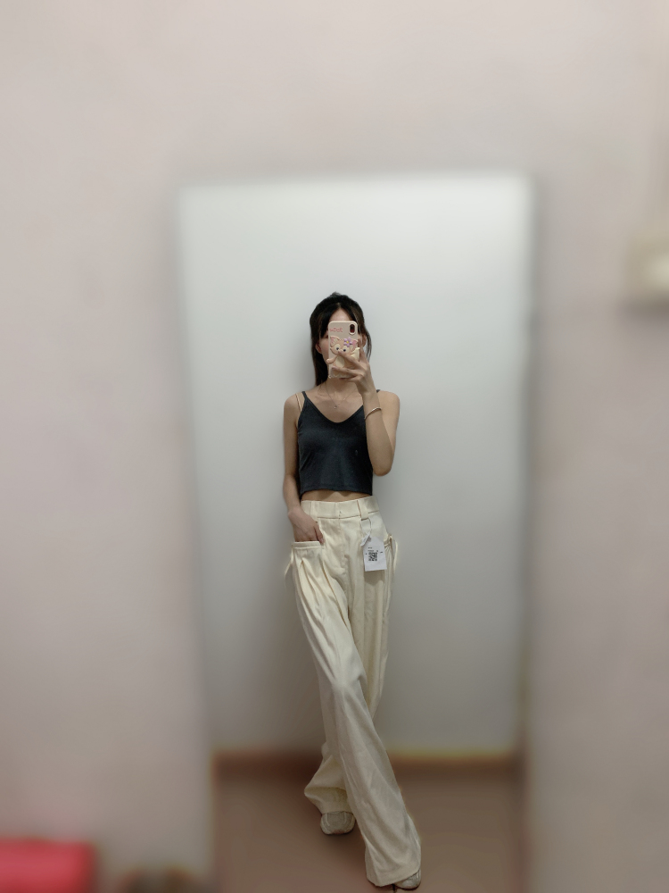 甜蜜饯儿-广东省·广州市·海珠区--接寄拍，本人净身高160体重40公斤，风格不限，大多数都可以接受，接买家秀，开箱测评