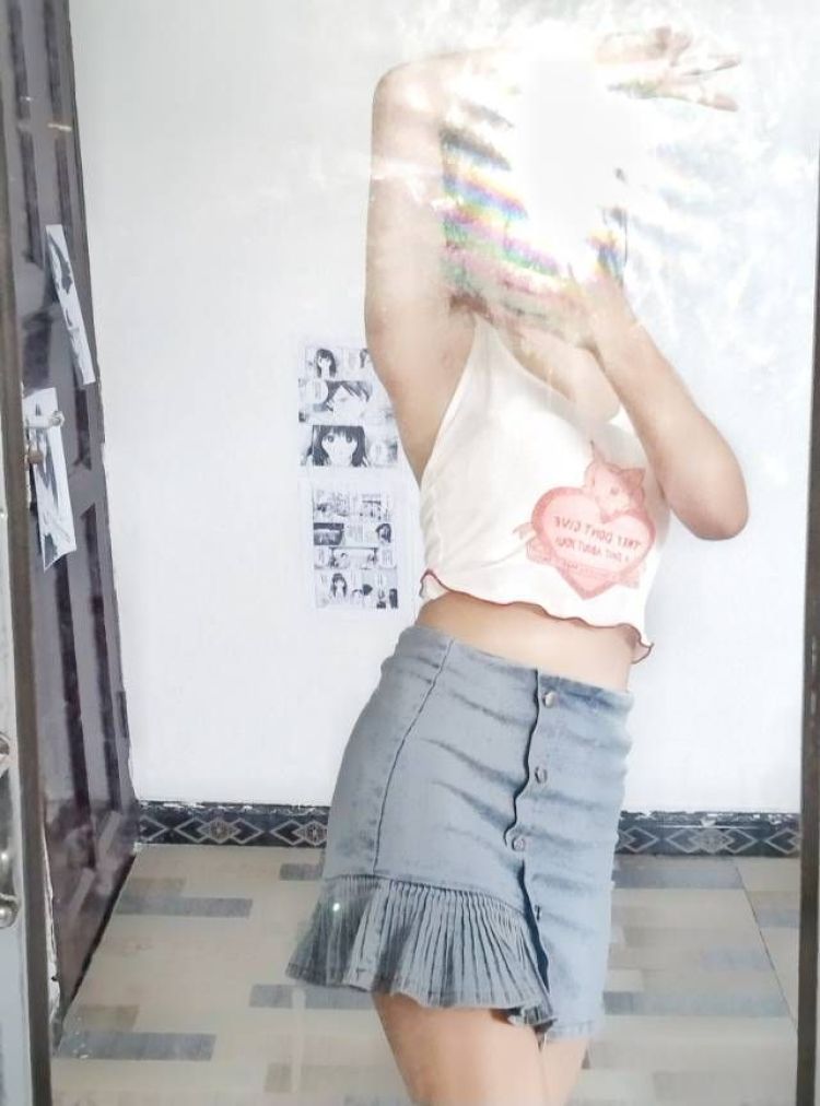一只小绵🐏-湖北省·恩施土家族苗族自治州·利川市-抖音-风格不定，在校学生，会拍照会修图，可以议价，态度好，出图快，有意者联系~