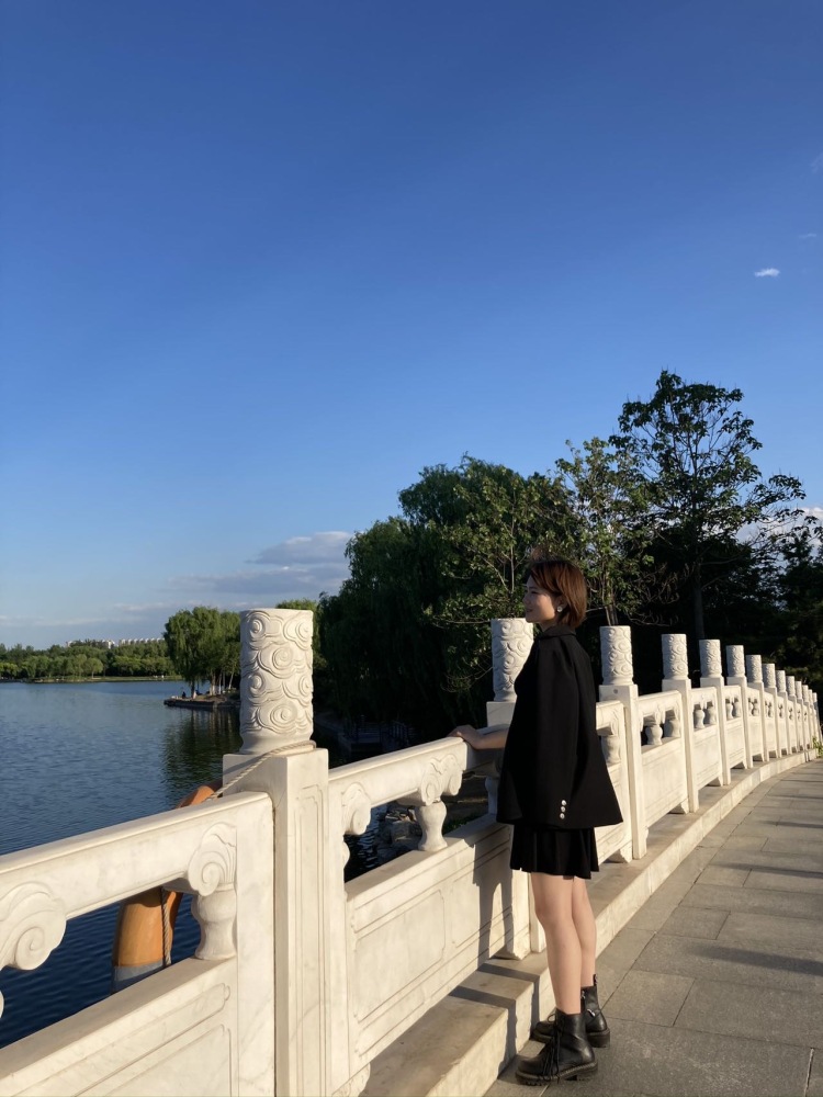 👫-北京市·北京市·大兴区--身高:160cm
体重:52kg
身材:梨形
肤质:微瑕 混油
接服装、化妆品寄拍 会p图 可接免费置换。