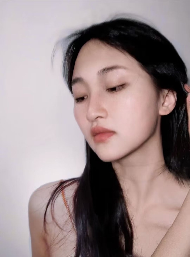 羊羊-广西壮族自治区·贵港市·港北区-抖音|微博|某红薯|淘宝|-新人可接受部分,免费或送拍,低价,淘宝买家秀,某红薯种草,抖音种草。可接服装,饰品。可驾驭多种风格,jk,温柔,辣妹,旗袍,清冷。