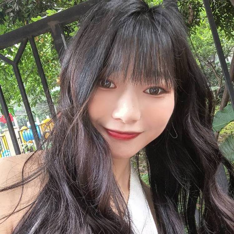 WANGXUE-贵州省·六盘水市·钟山区--本人身高158cm,体重44kg。可以接拍衣服,买家秀,探店,跳舞,想找兼职赚钱,学习经验,不怕吃苦受累,请给我一个机会。