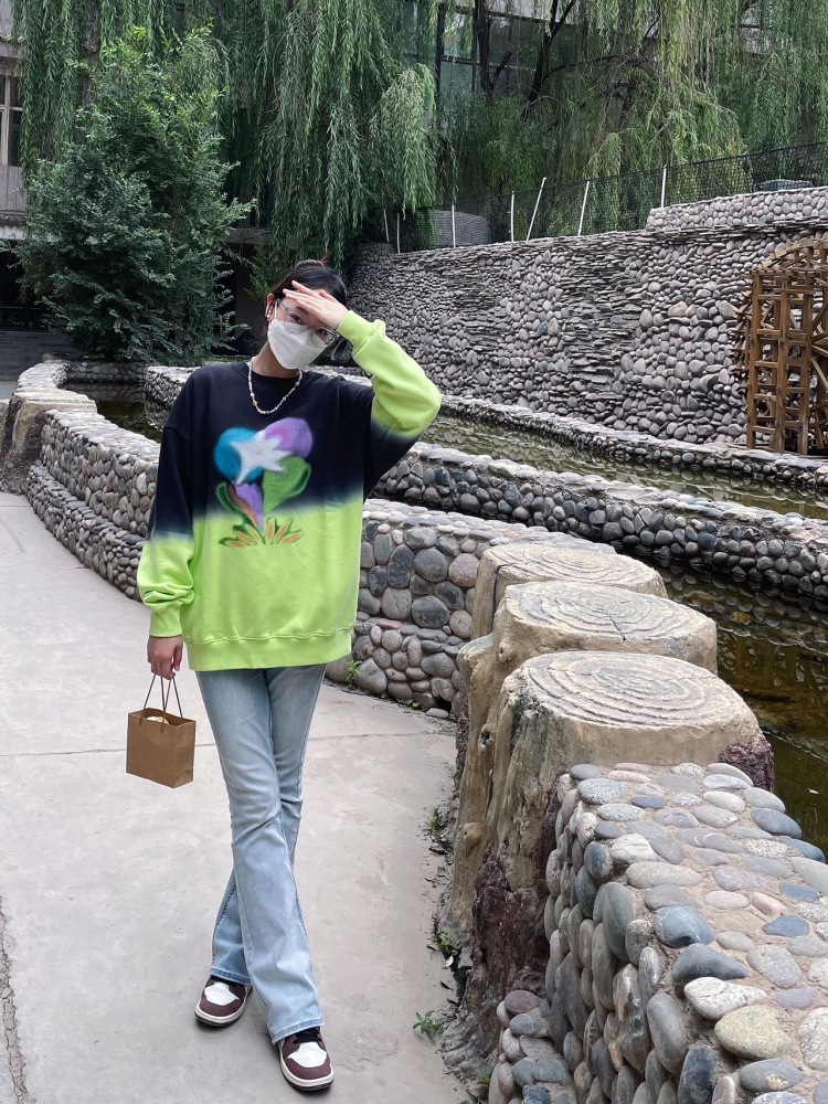 Sun1Fei-吉林省·长春市·朝阳区--身高172体重52大学生视觉传达设计专业在读,素人想接寄拍。