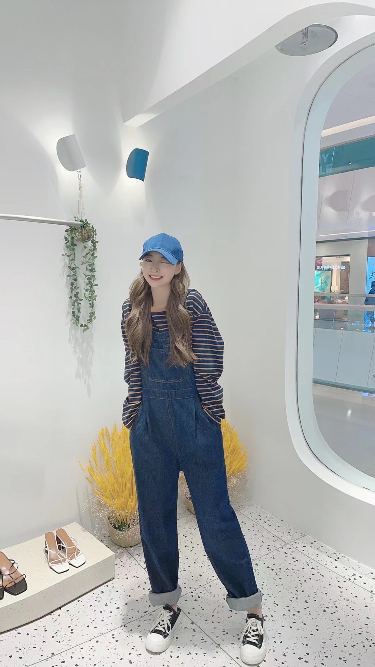 撞色不撞衫-北京市·北京市·通州区-94076777-擅长拍女装以及搭配，会ps会视频剪辑 ，寄拍，买家秀，产品测评，都可以找我