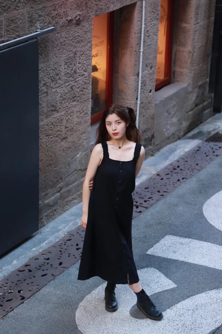 Dear-四川省·成都市·大邑县-抖音,某红薯-可接服装寄拍,美妆类开箱,产品测评
才艺:舞蹈
本人对拍出来的照片要求很高,所以可以完全相信我