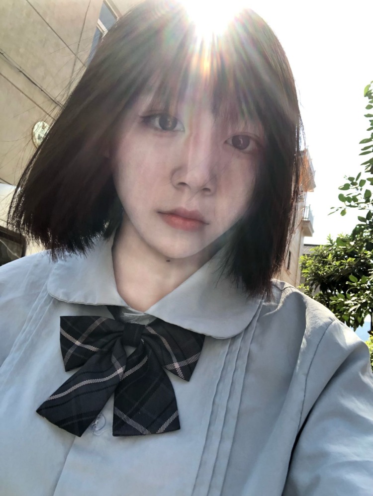 ⁷27C-浙江省·金华市·东阳市-快手-买家秀  种草带货 视频带货   身高165  体重80斤